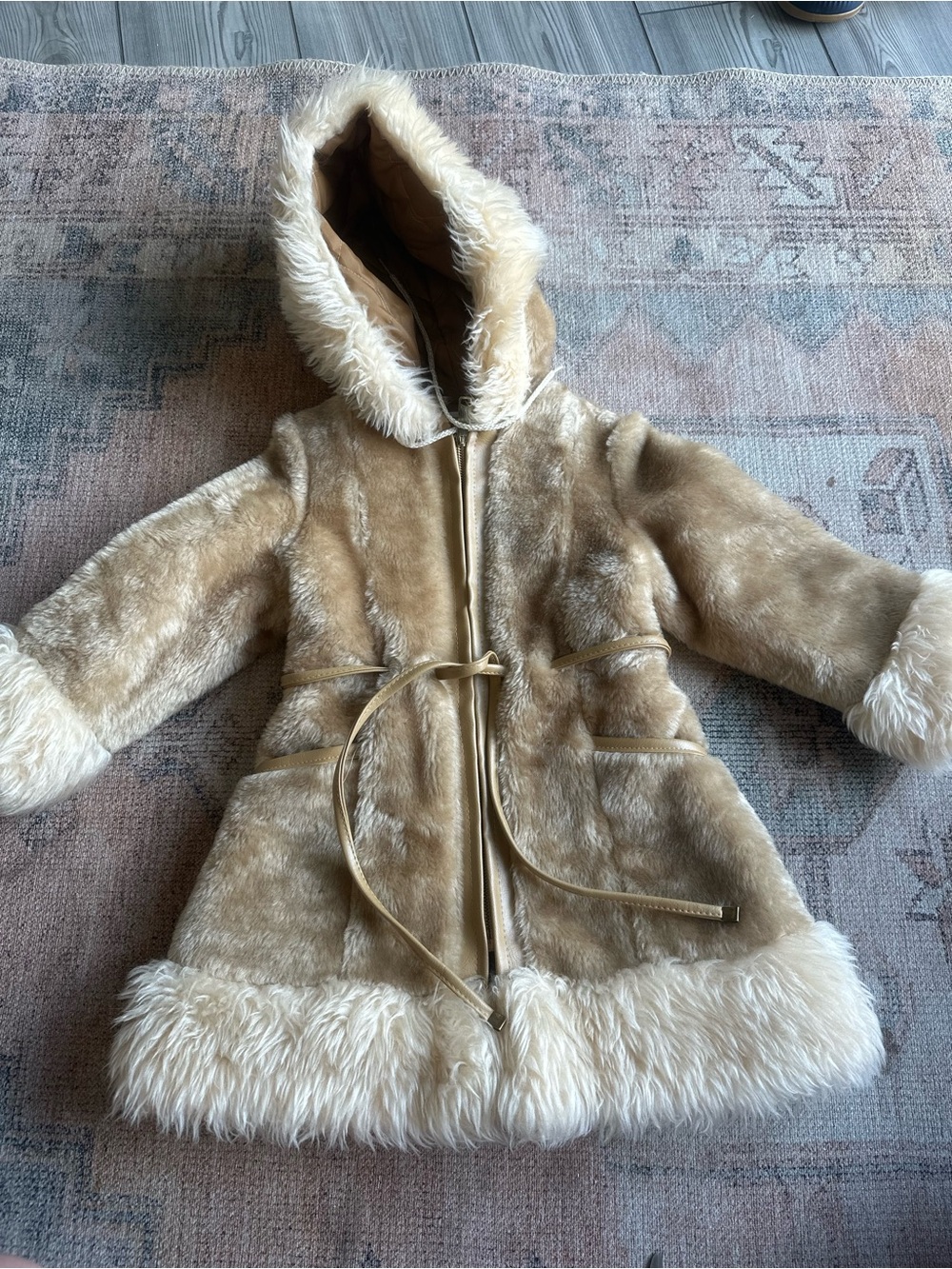 Vintage 1981 Sears Girls Beige Faux Fur Hooded Coat with Cream Trim